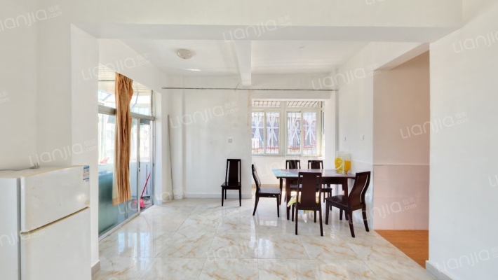 王子仙阁二手房实景图