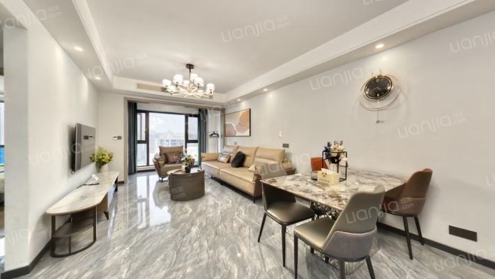 南湖国际中心二手房实景图