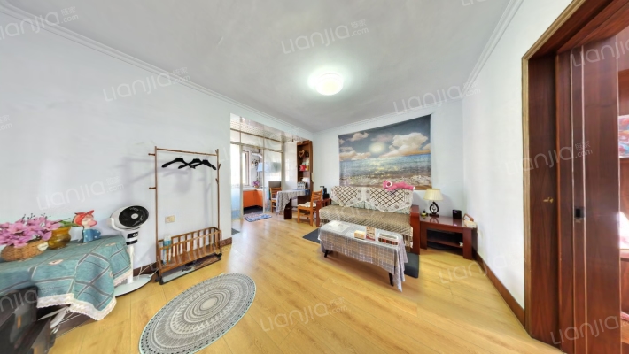 新青年公寓二手房实景图