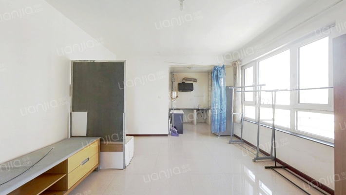 国奥现代城四期二手房实景图