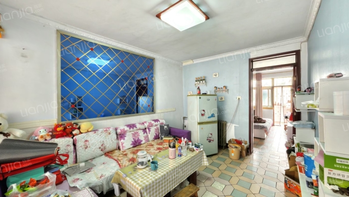 怡园街266号二手房实景图