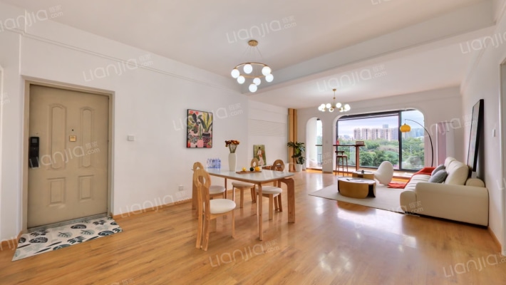 望江嘉苑二手房实景图