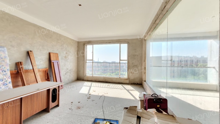 嘉怡华庭二手房实景图