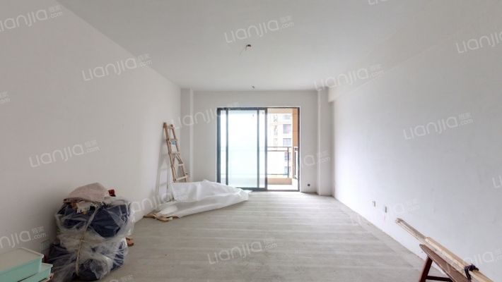 山根花苑二手房实景图