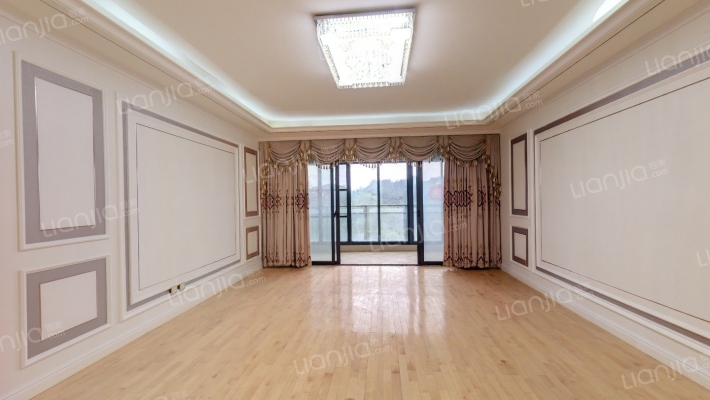 温莎堡二手房实景图