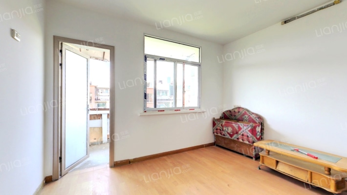 石化二生活区二手房实景图