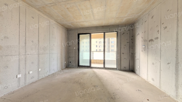 金旅南璟台二手房实景图