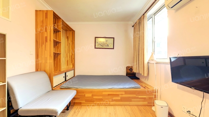 长宁路1455号二手房实景图