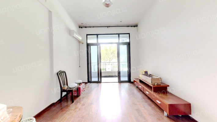 新昌恒大悦珑府二手房实景图