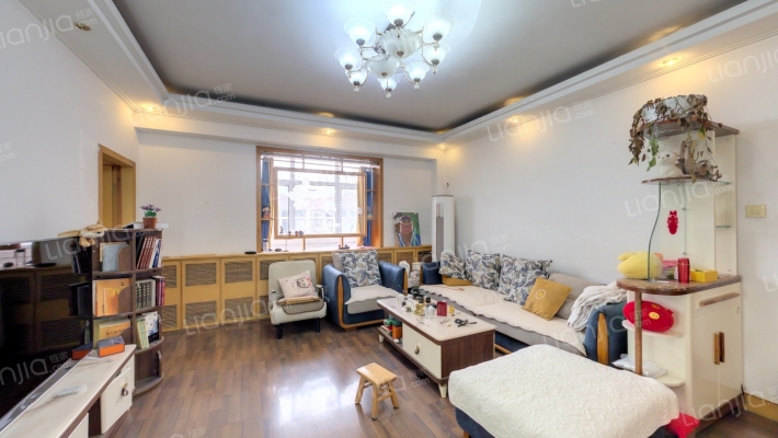 电力开关厂宿舍二手房实景图