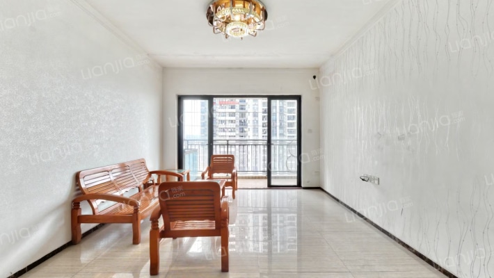 越秀可逸新势力二手房实景图