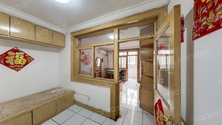 草场街二手房实景图