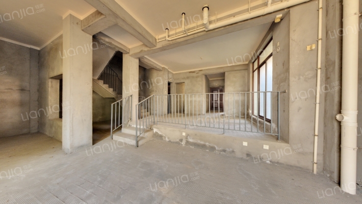 忆江南花园东区二手房实景图