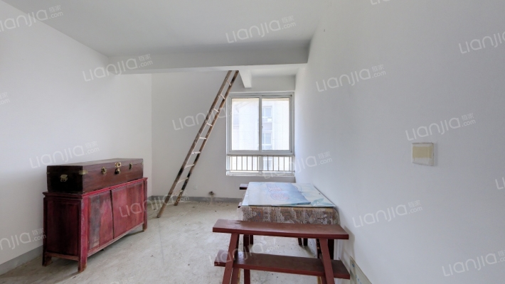 富锋花苑二手房实景图