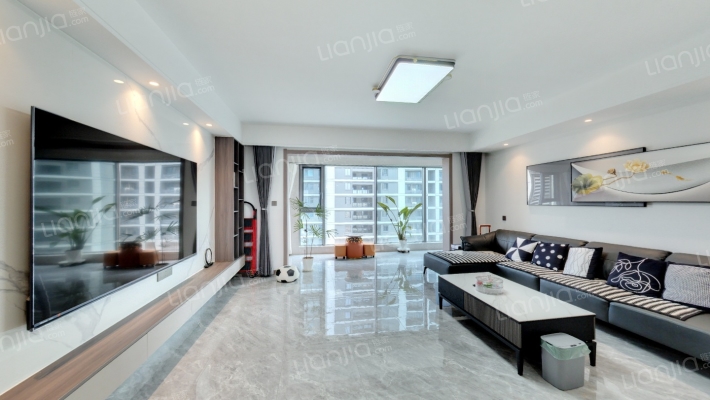 正弘青云筑二手房实景图