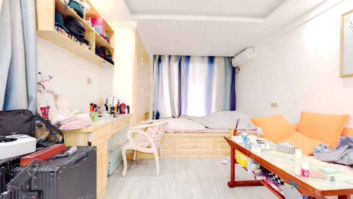 港湾隽景二手房实景图