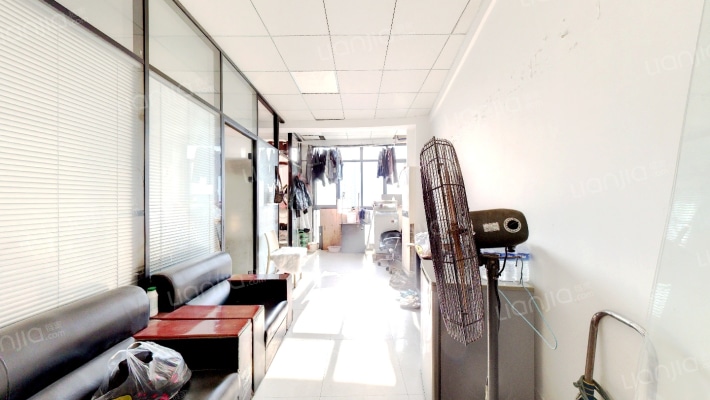 汇丰企业天地二手房实景图