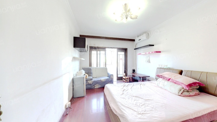 石头城79号二手房实景图