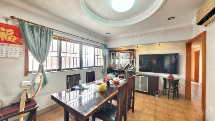 华艺广场二手房实景图