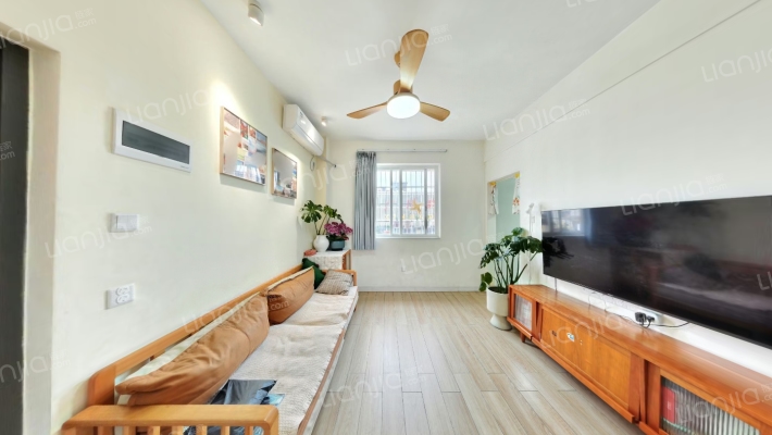 省妇幼保健院宿舍楼二手房实景图