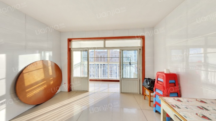 新东社区二手房实景图