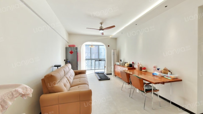 中奇香港花园二手房实景图