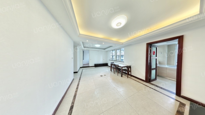 绿城蓝庭东区二手房实景图