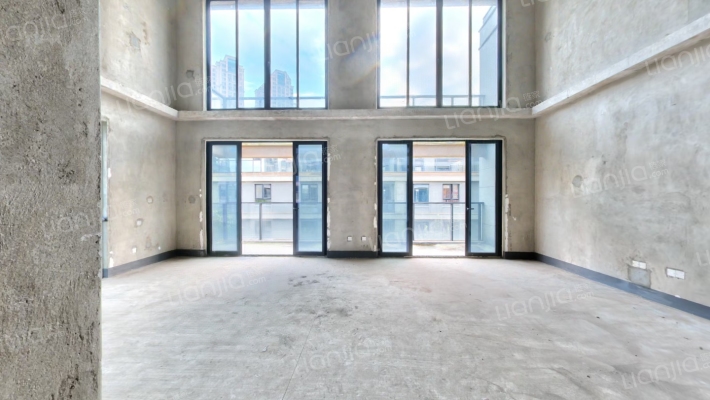 绿城湖畔云庐二手房实景图