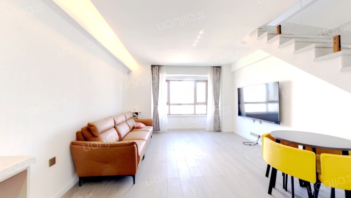 里普利广场二手房实景图