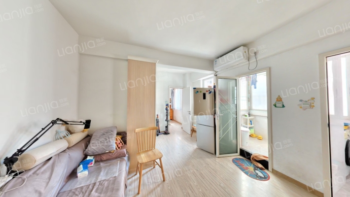 一汽宿舍二手房实景图