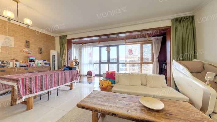 蓝光圣菲悦城二期二手房实景图