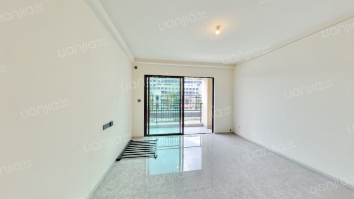 顺控博悦湾新翼二手房实景图