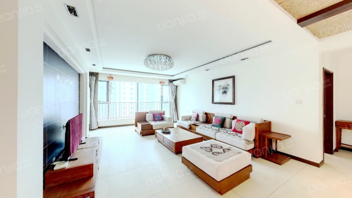 南山世纪华庭二手房实景图