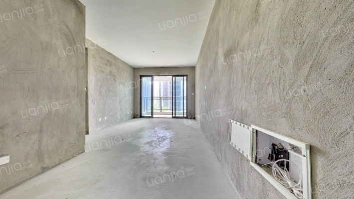 环天悦景湖畔二手房实景图