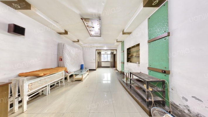 蓝天小区二手房实景图