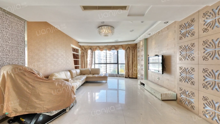 世纪高尔夫公寓二手房实景图