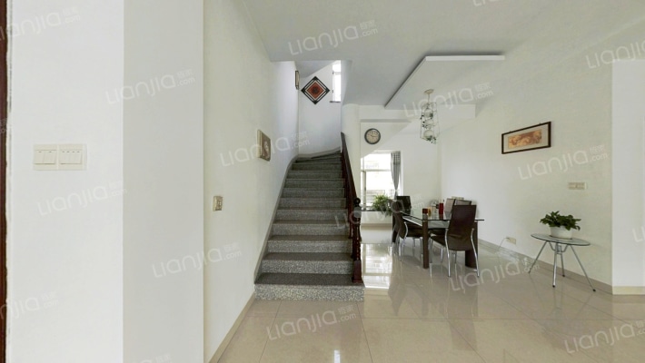 新桂苑二手房实景图