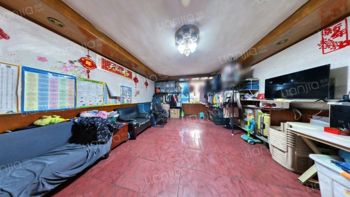 顺丰路195号二手房实景图