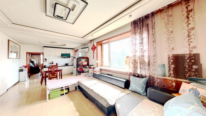 河松小区三期二手房实景图