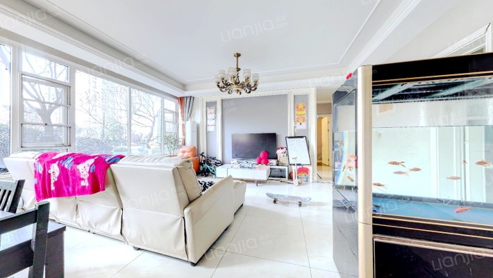 保利湖心岛丽湖苑二手房实景图