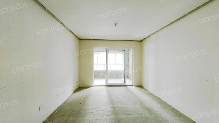 万科红郡二手房实景图