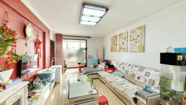 新城家园二手房实景图