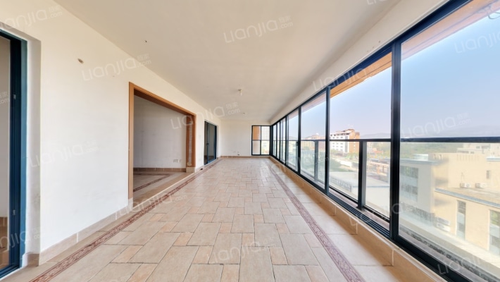 万科双月湾2期二手房实景图