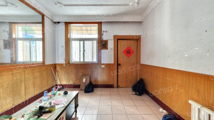 劳动路司法局家属院二手房实景图