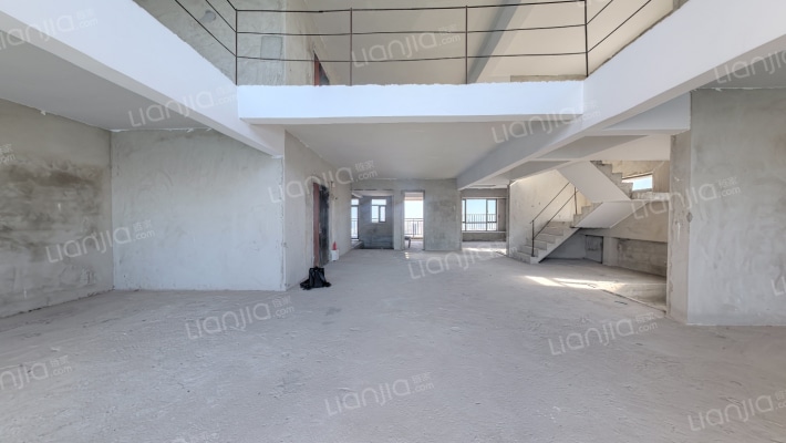 东江华庭二手房实景图