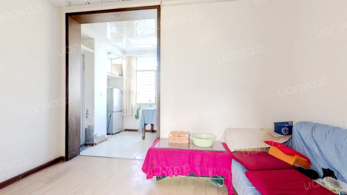 环卫处家属院二手房实景图