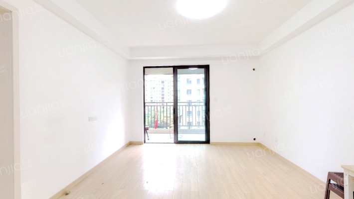 石榴悦兰湾二手房实景图