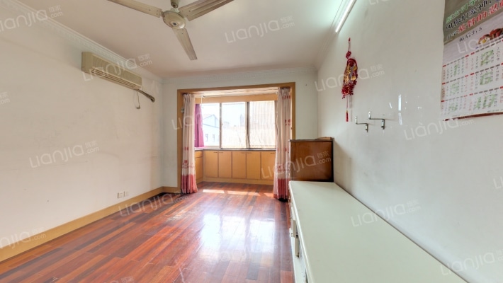 城建小区二手房实景图