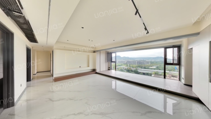 朗基水印三生香阙二手房实景图