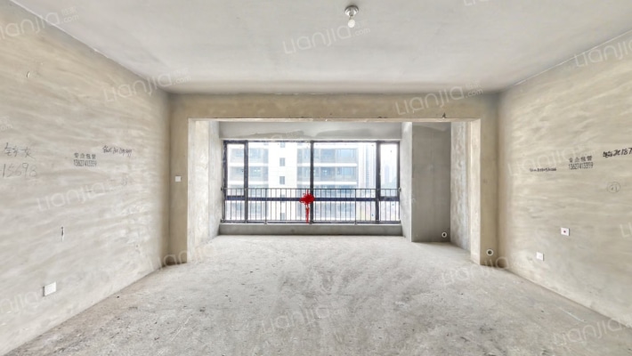 爱情天骄府二手房实景图